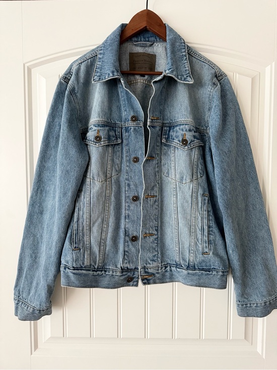 Denver Hayes Jackets & Blazers - Denver Hayes Denim Jean Jacket. Size Large.